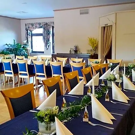 Hotel Zum Anger Neukirchen-Pleiße