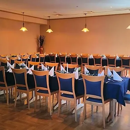 Zum Anger Hotel Neukirchen-Pleiße