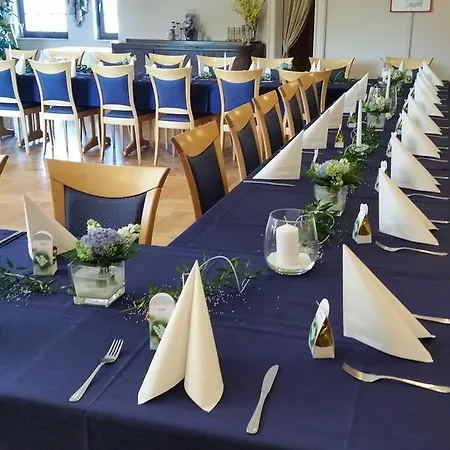 Zum Anger 3* Neukirchen-Pleiße