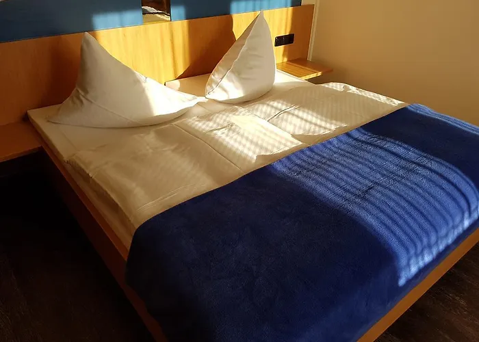 Zum Anger 3* Neukirchen-Pleisse