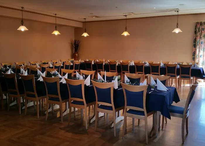 Hotel Zum Anger Neukirchen-Pleisse