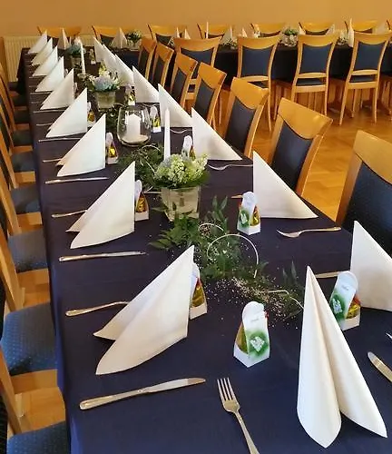 Zum Anger 3* Neukirchen-Pleisse